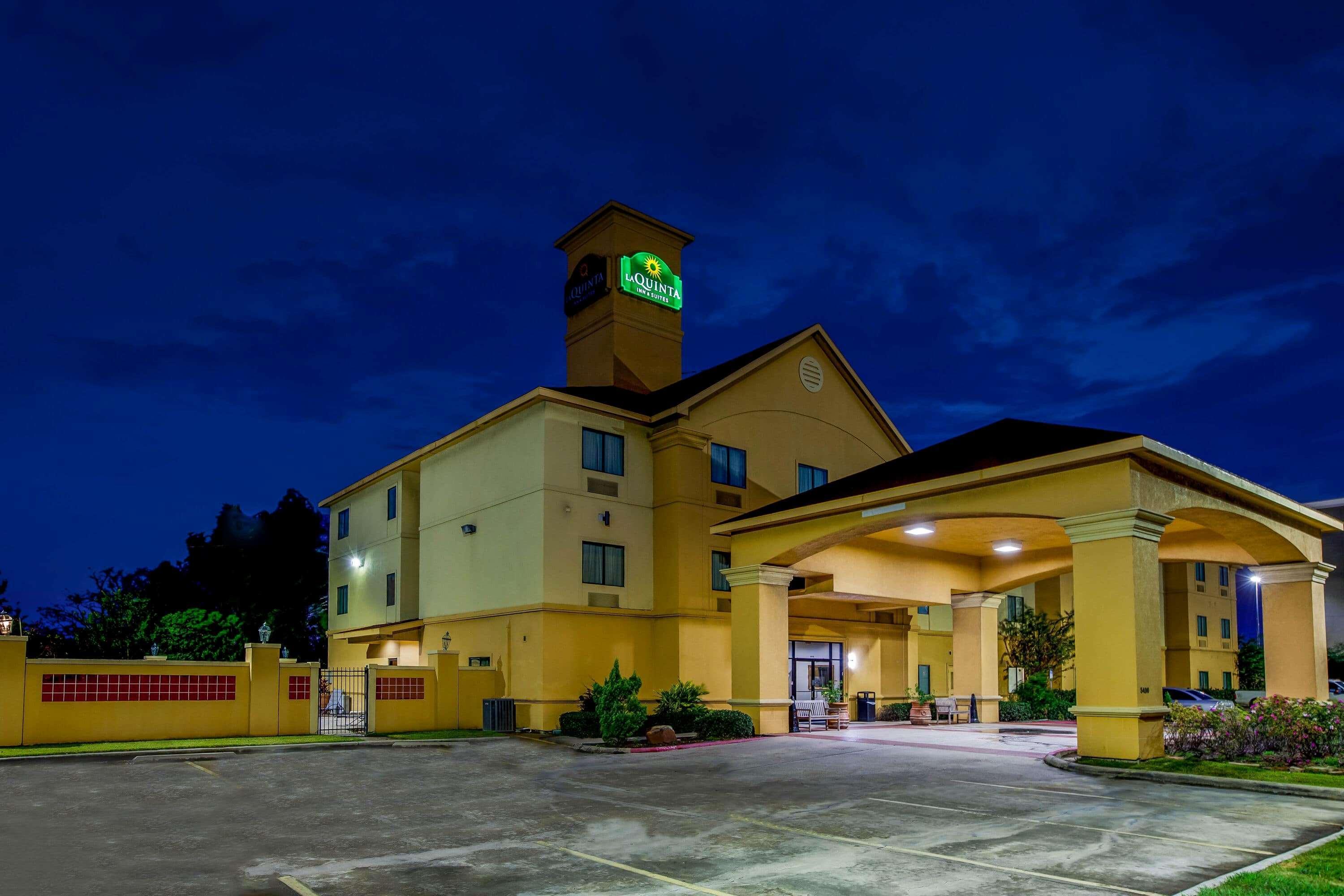 Hotel La Quinta By Wyndham Pasadena Exterior foto